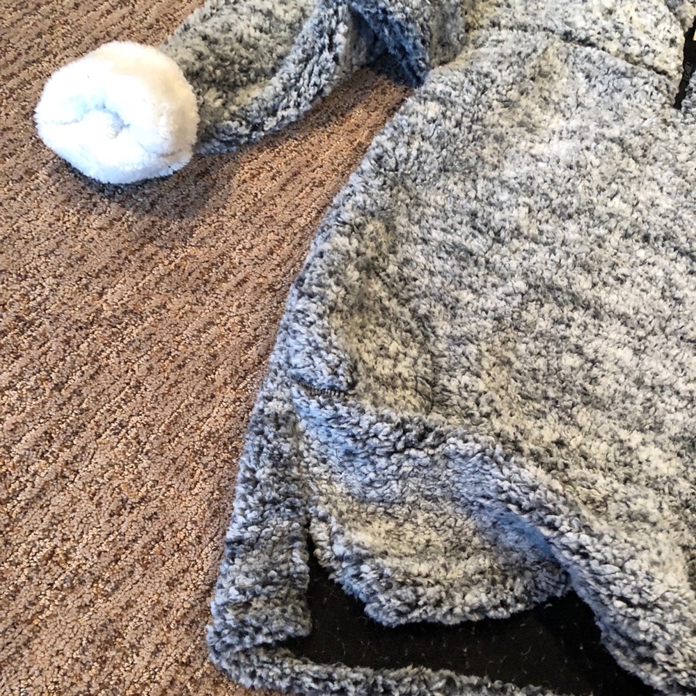 Sherpa pull over - Picture 4 of 7